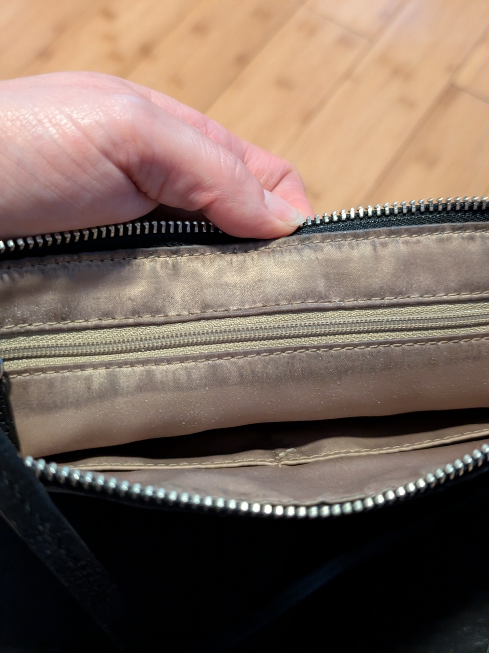 Coach Black Signature Canvas Crossbody Bag - Picture 5 of 6